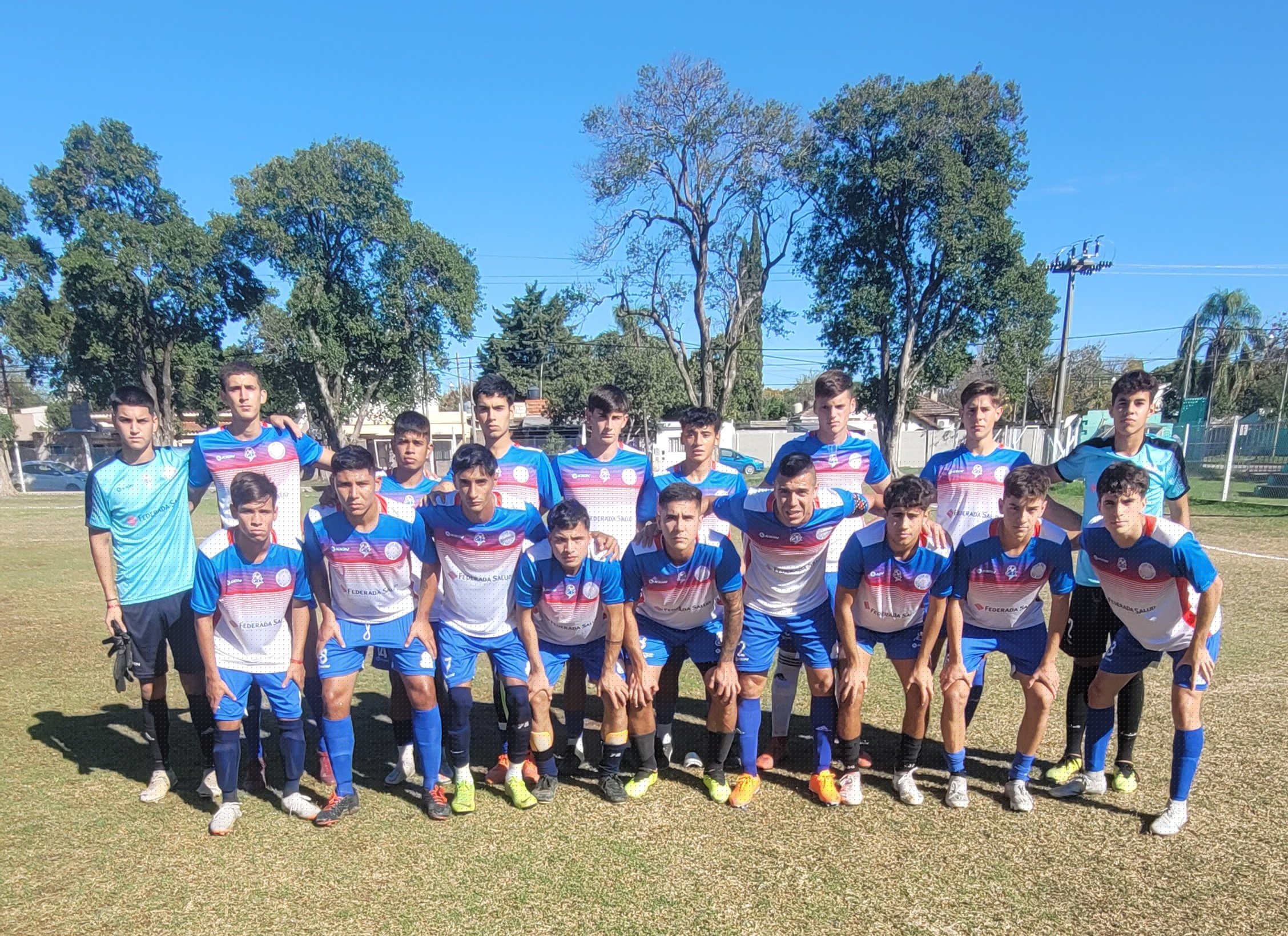 Club del Gran Rosario ganó su cuarto partido al hilo y es puntero del campeonato
